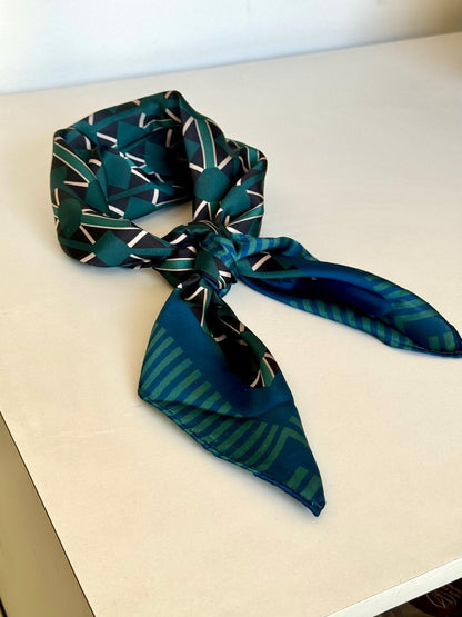 Pañuelo Geométrico Verde