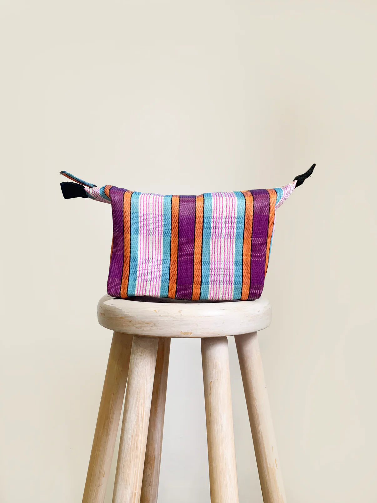 Pouch Morado Mandarín